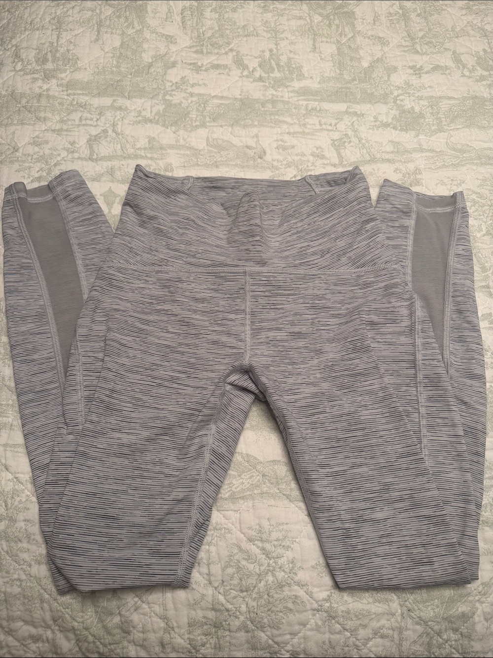 lululemon athletica Heathered Light Gray High-Rise Leggings